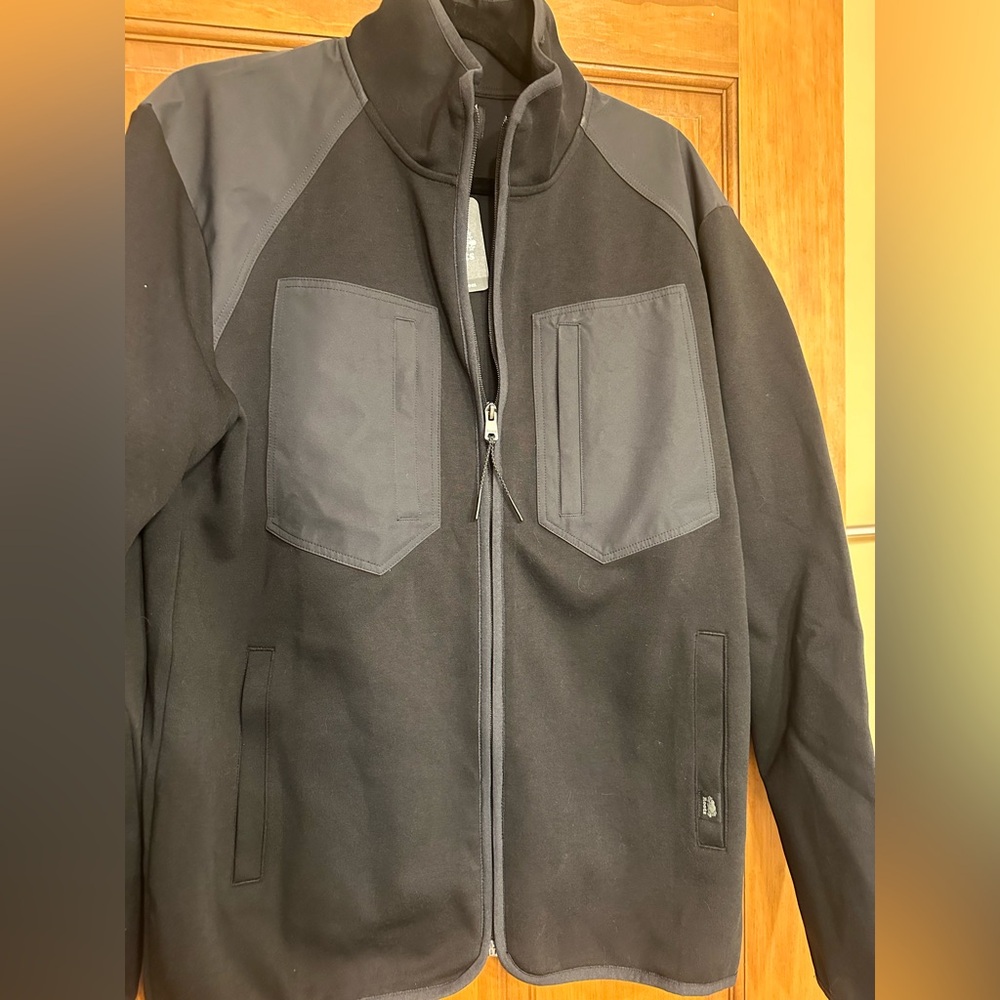 Men’s Roots Jacket Size Small